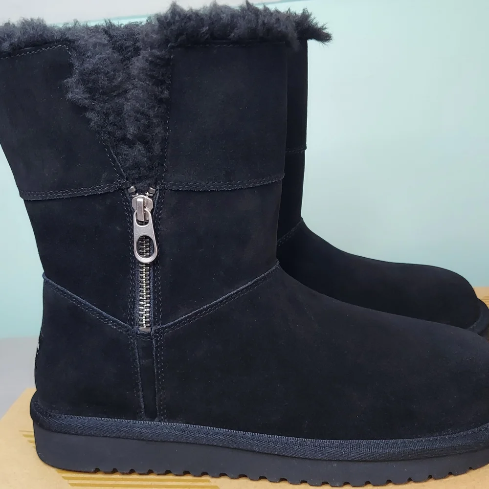 Koolaburra By UGG Aribel Short Black Women's Boots Size 8 & 11 NWT